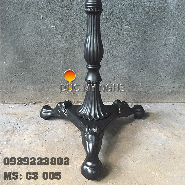 Bàn cafe 3 chân đầu cá sấu C3 005